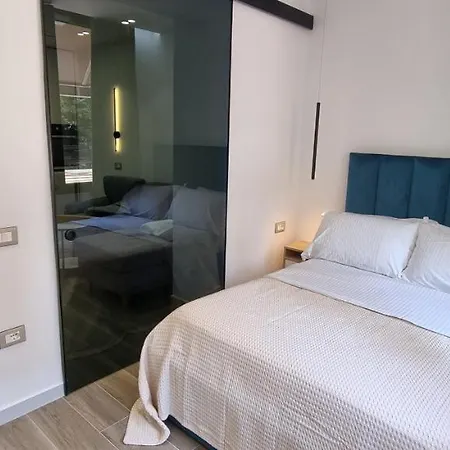 Appartement Deluxe Bllok Tirana